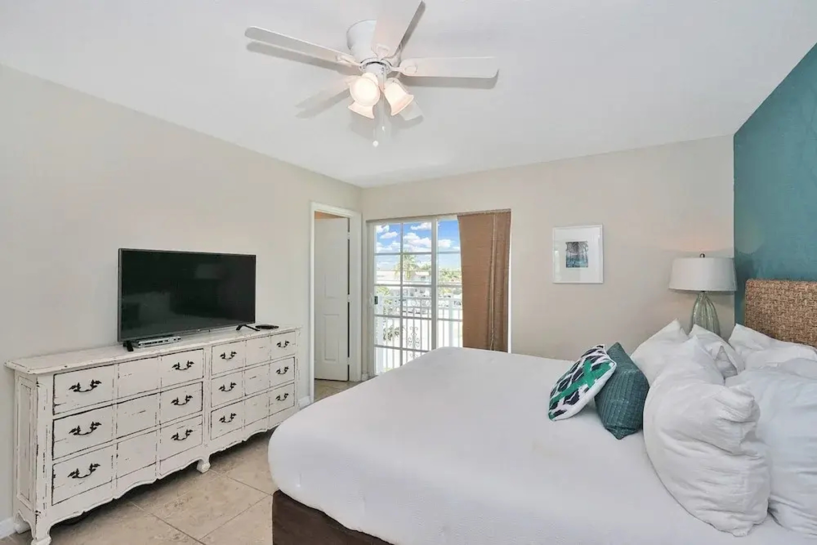 Affinity Santa Barbara - New Gated Townhome, Pool, Hot Tub