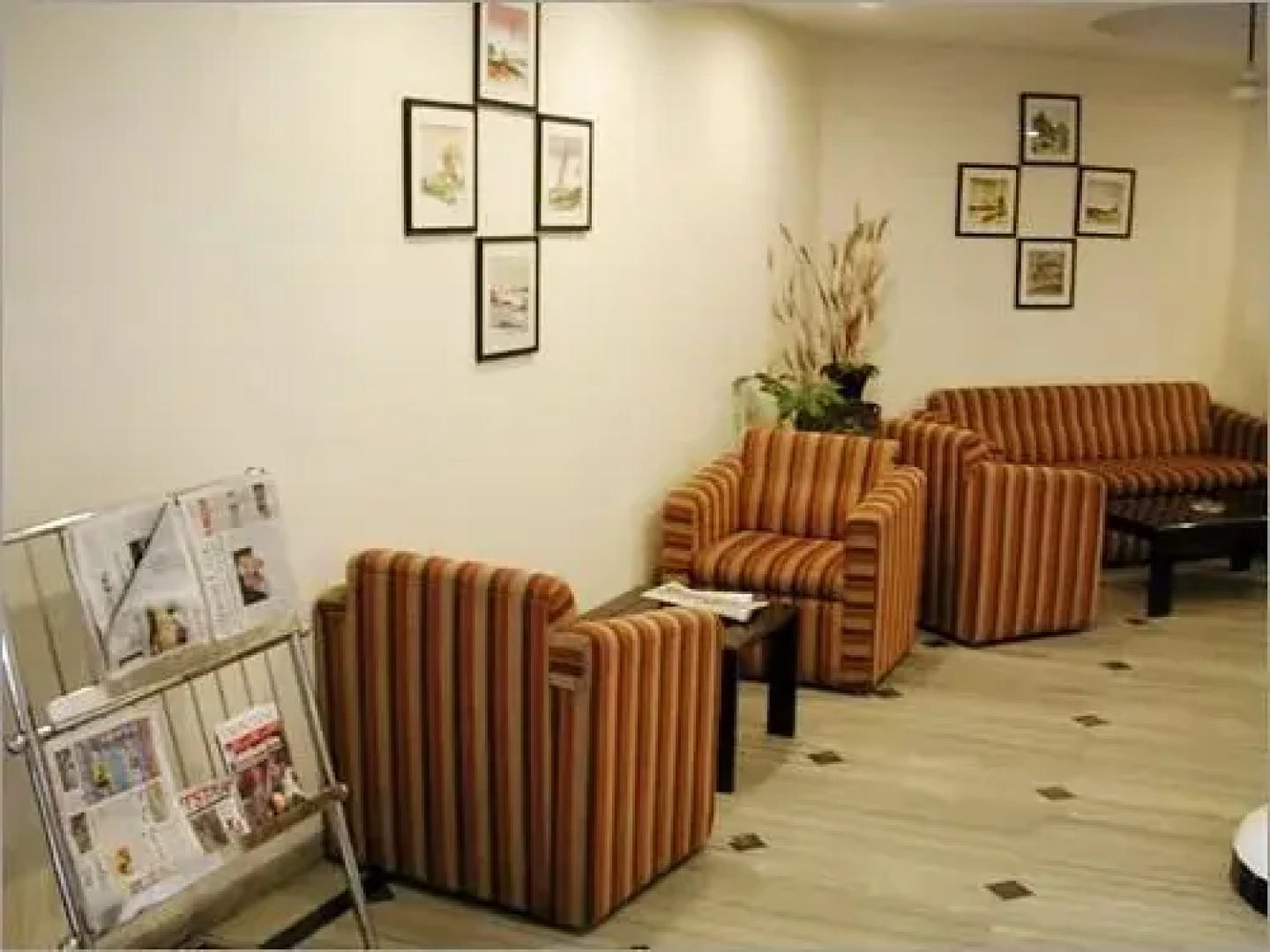 OYO Premium Paradise Secunderabad