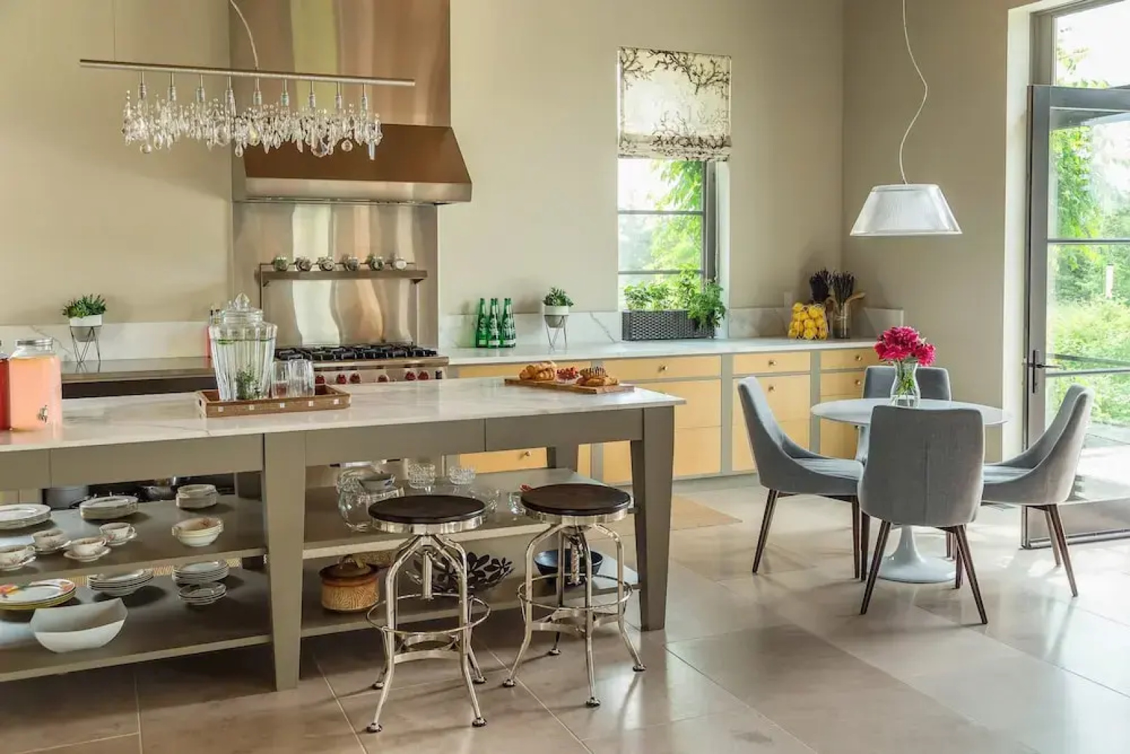 Compass Rose Suites