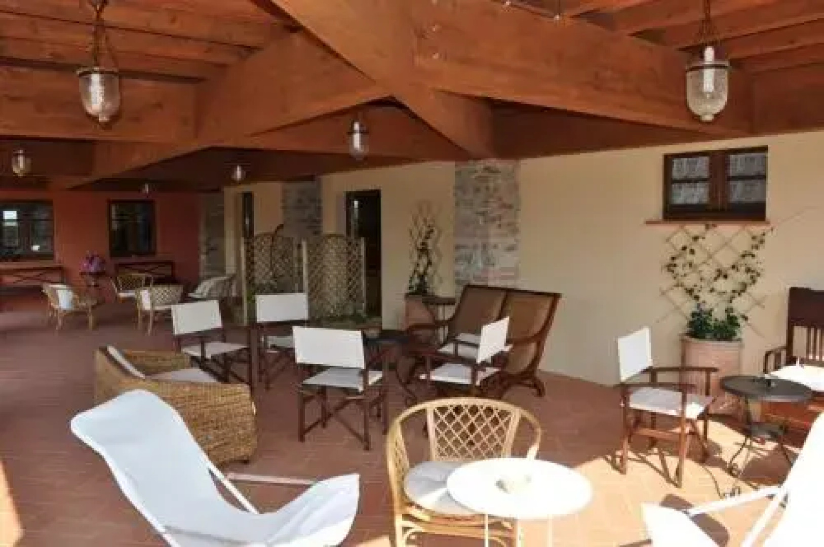 Tenuta Poggetti E Santa Laura