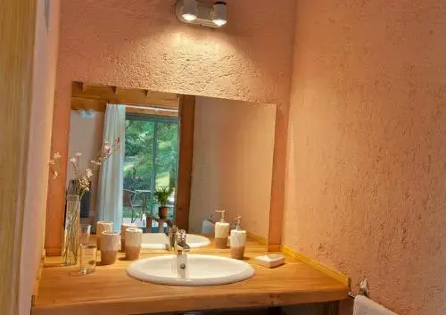 Akapana Suites