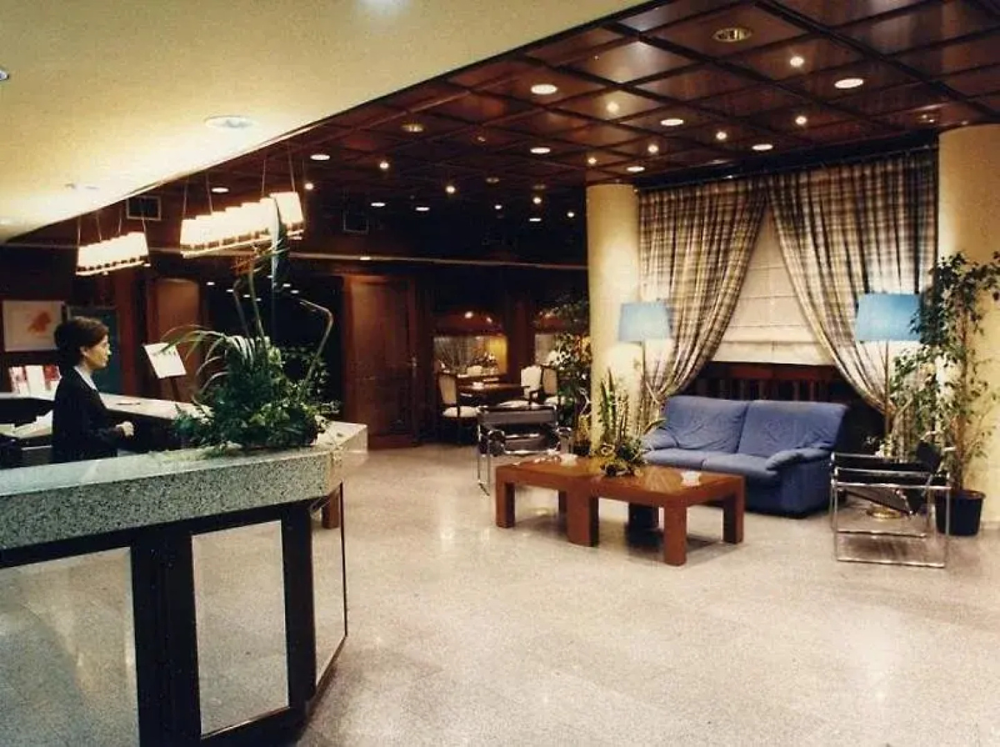 Camparan Suites