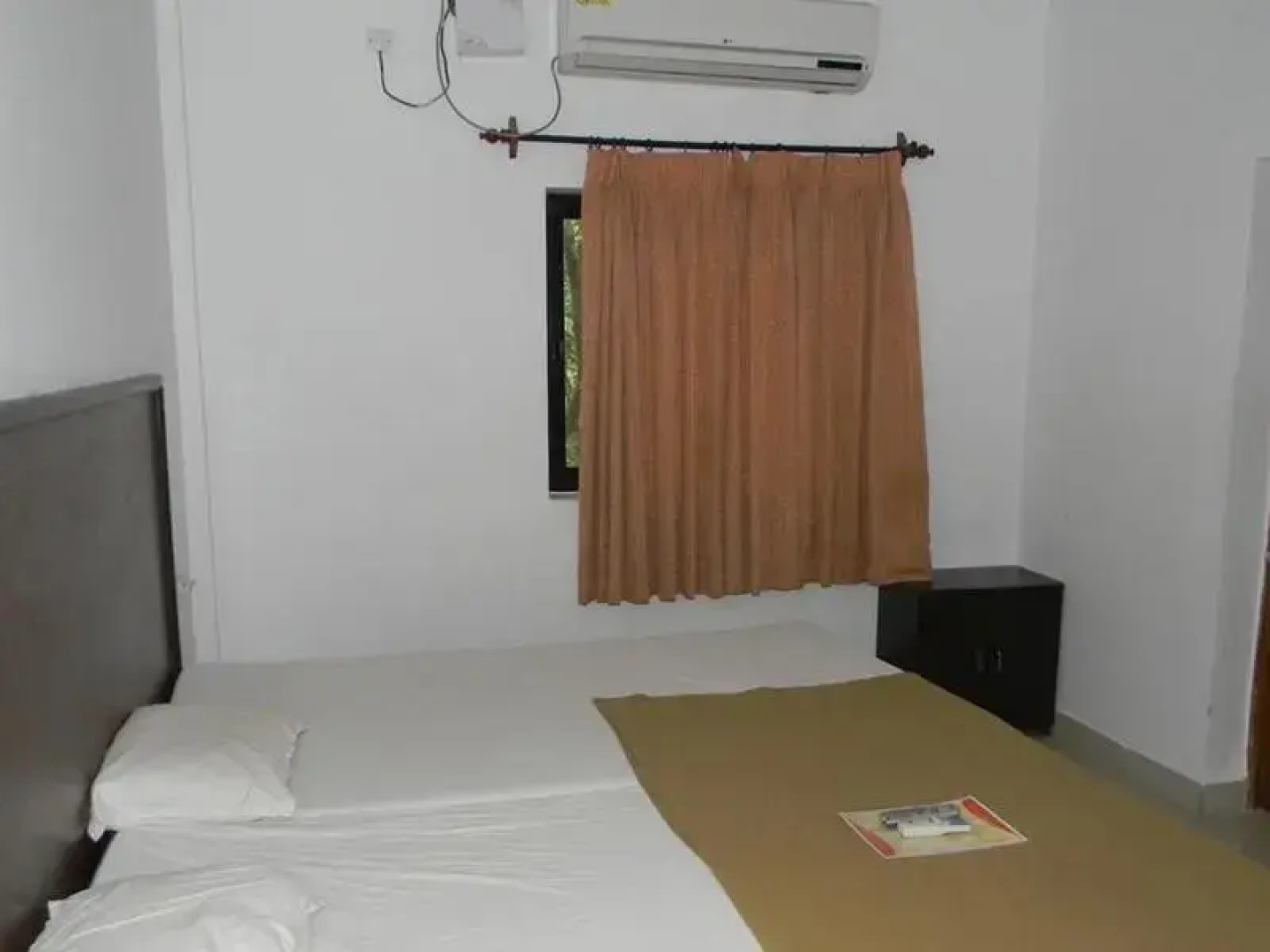 Hotel Merit Residency
