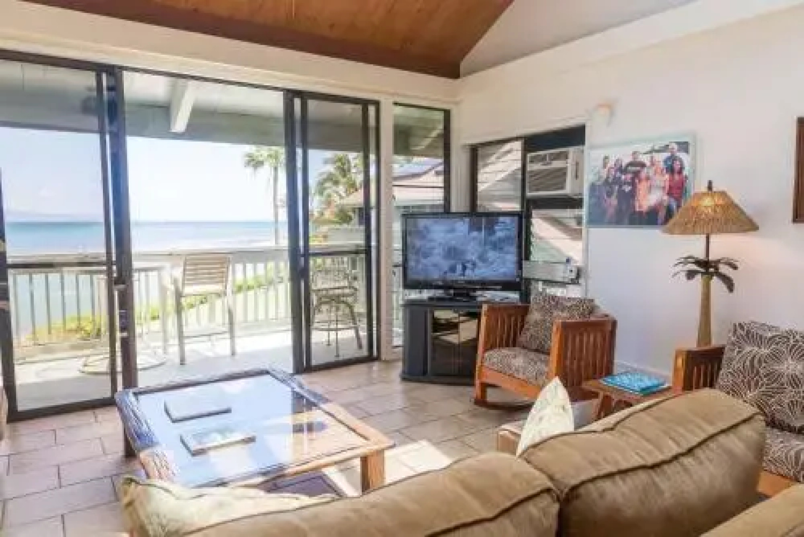 Kahana Outrigger 2B2