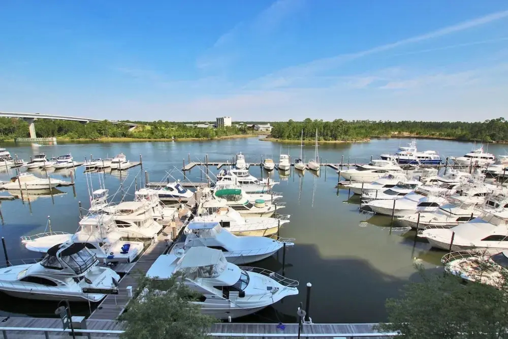 Wharf 405 - 2 Br condo