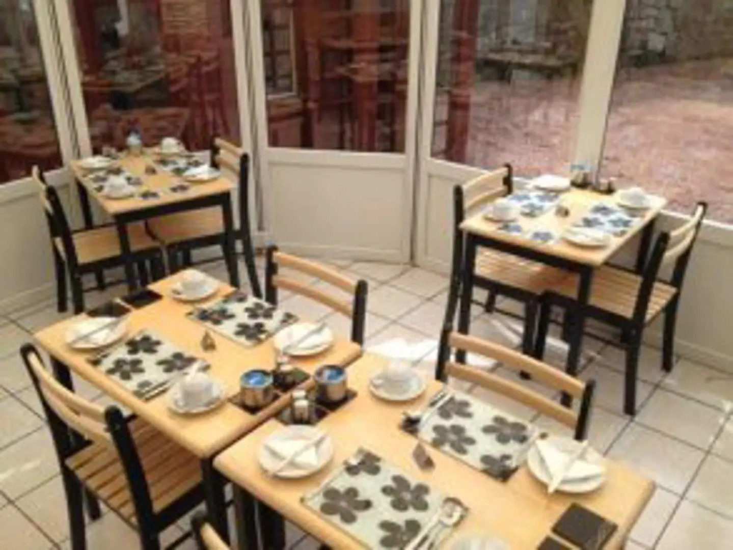 Whitehouse Guest House