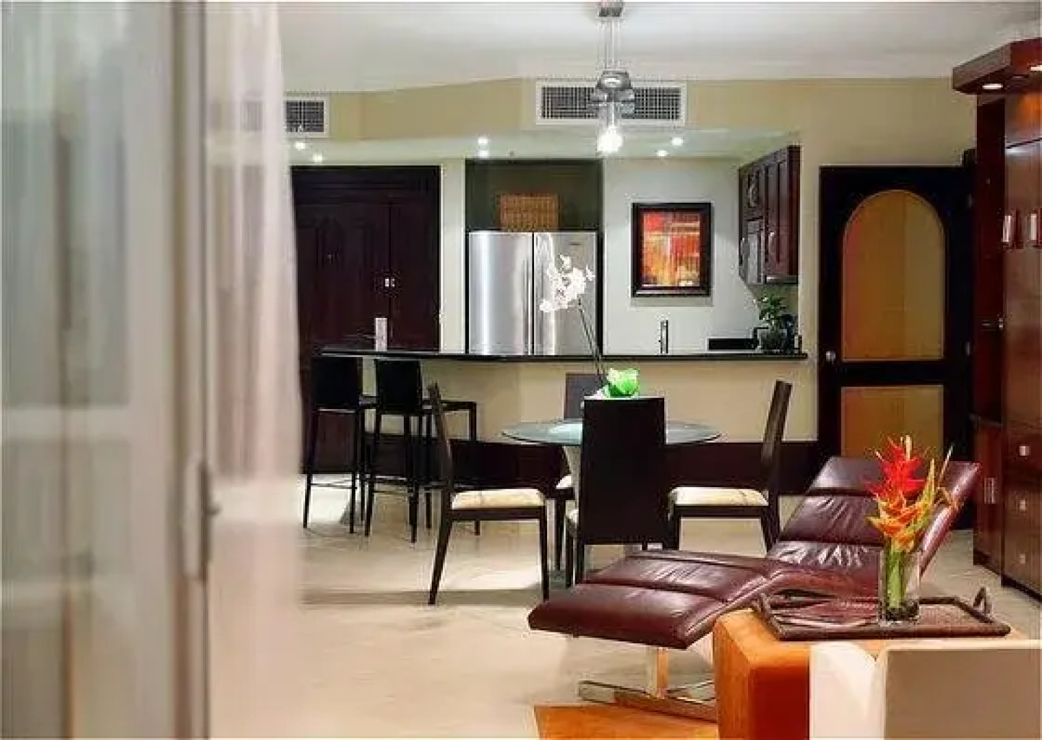 Crown Residence Suites by Lifestyle Kosher