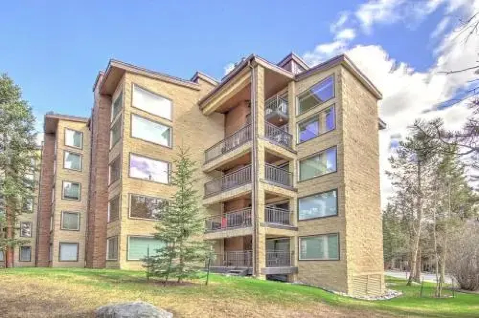 Powderhorn C302