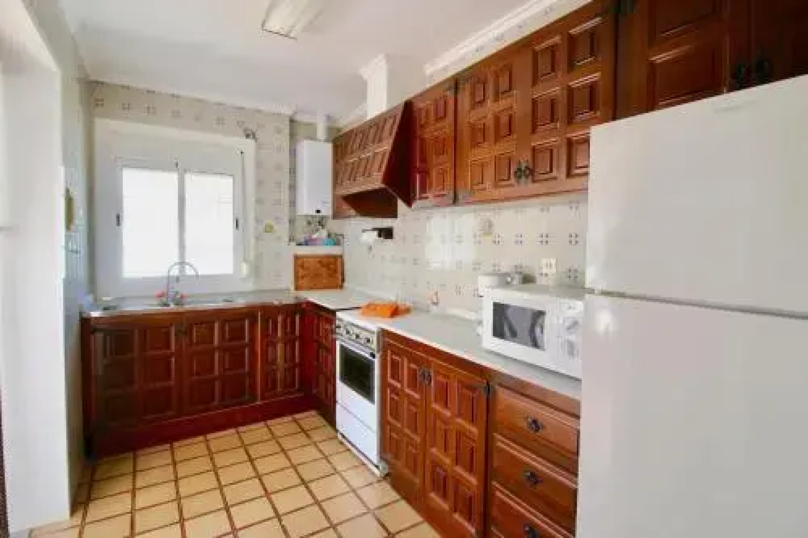 Apartamentos Almadraba VyB