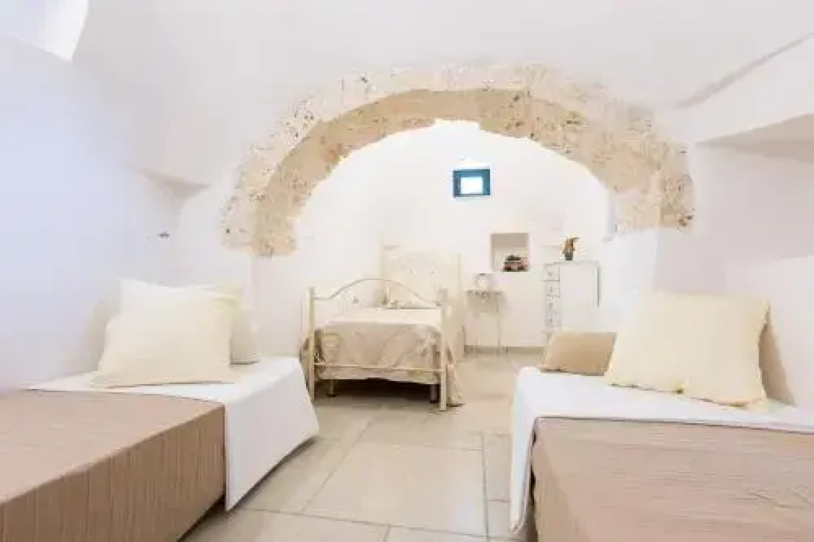 Trullo Oron Call