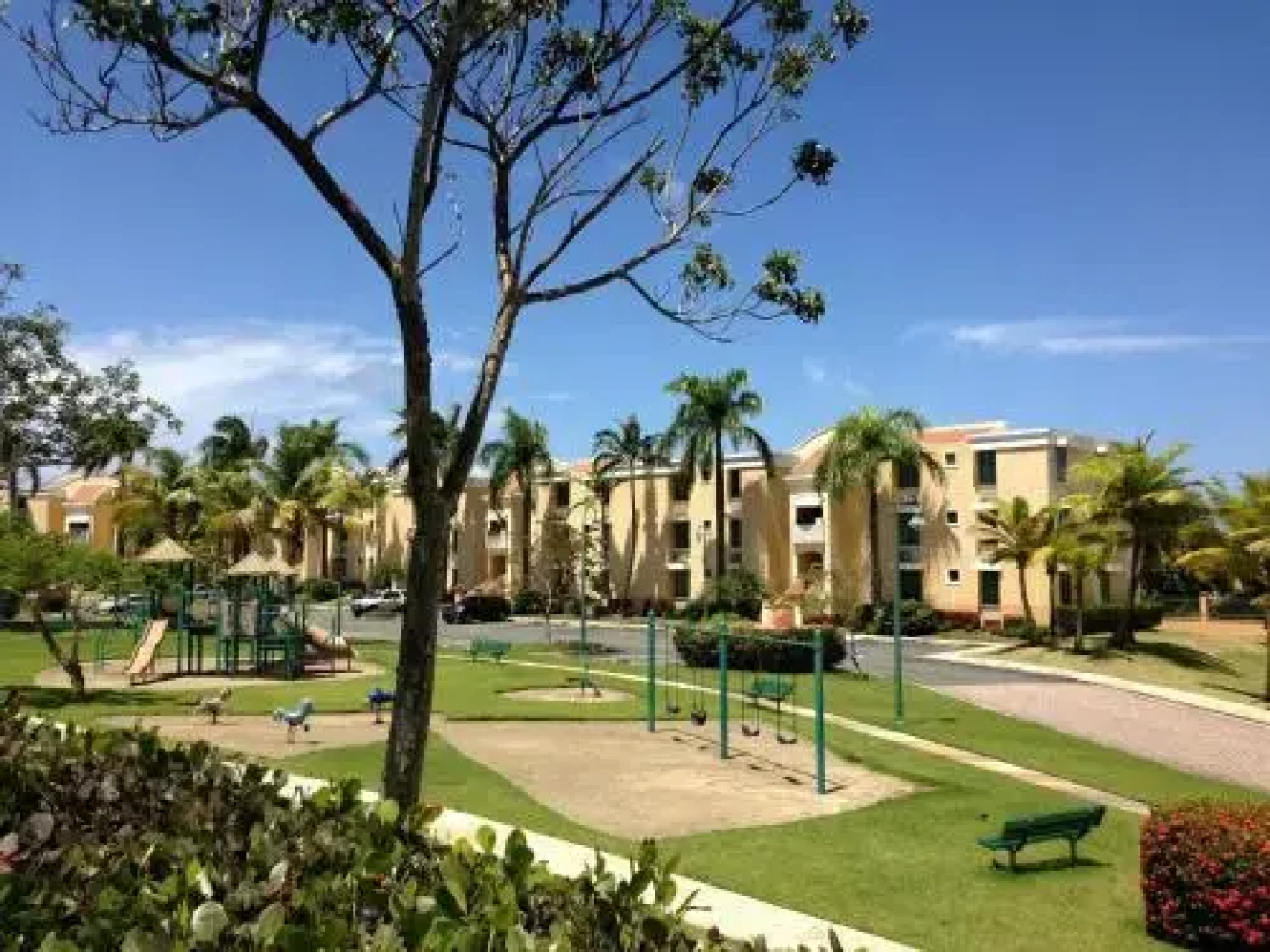 Luxury Apartment - El Dorado Club