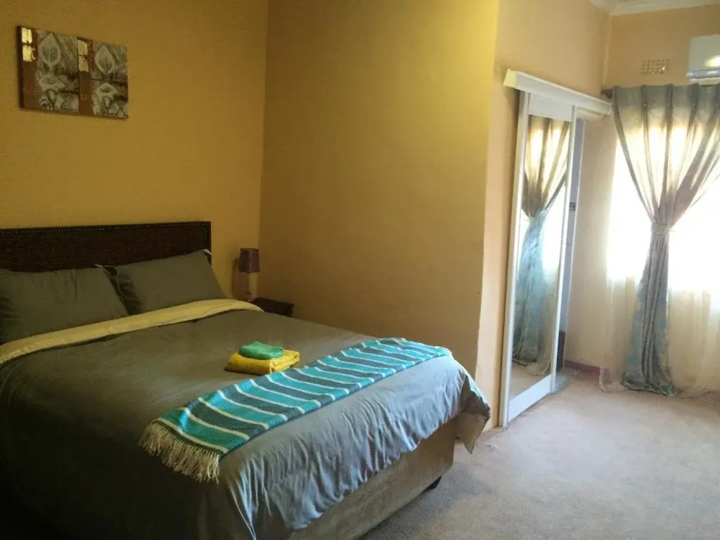 Skyhawk Guesthouse