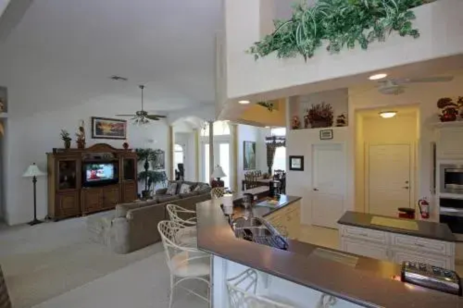 Waterfront Villa Sw Cape Id4012