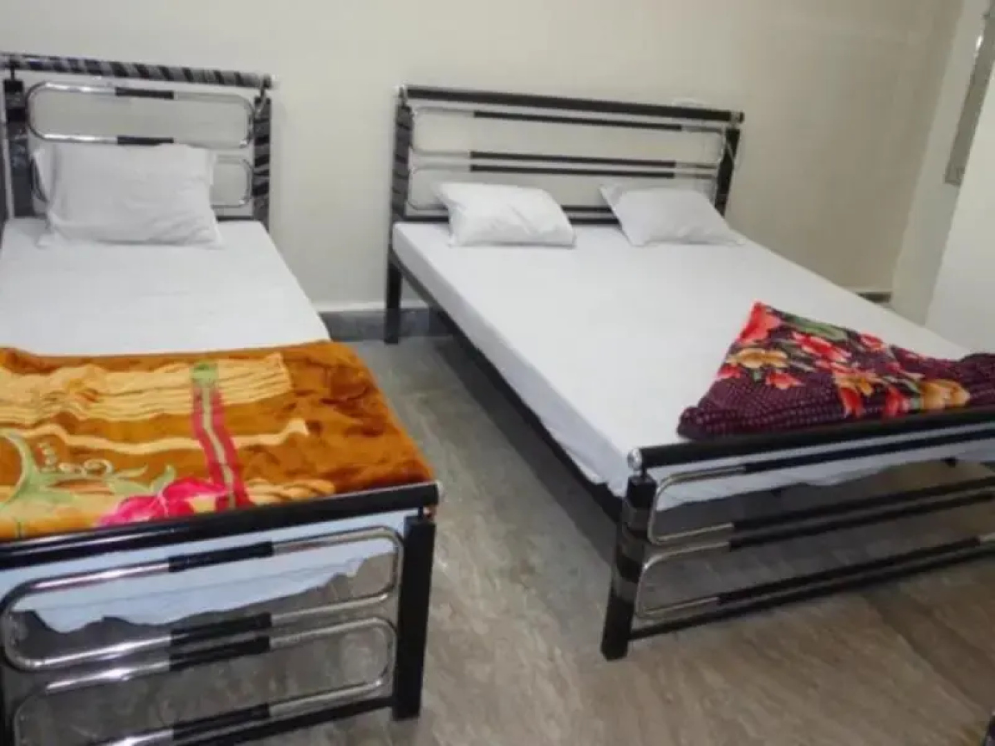Hotel Rishi Kuti