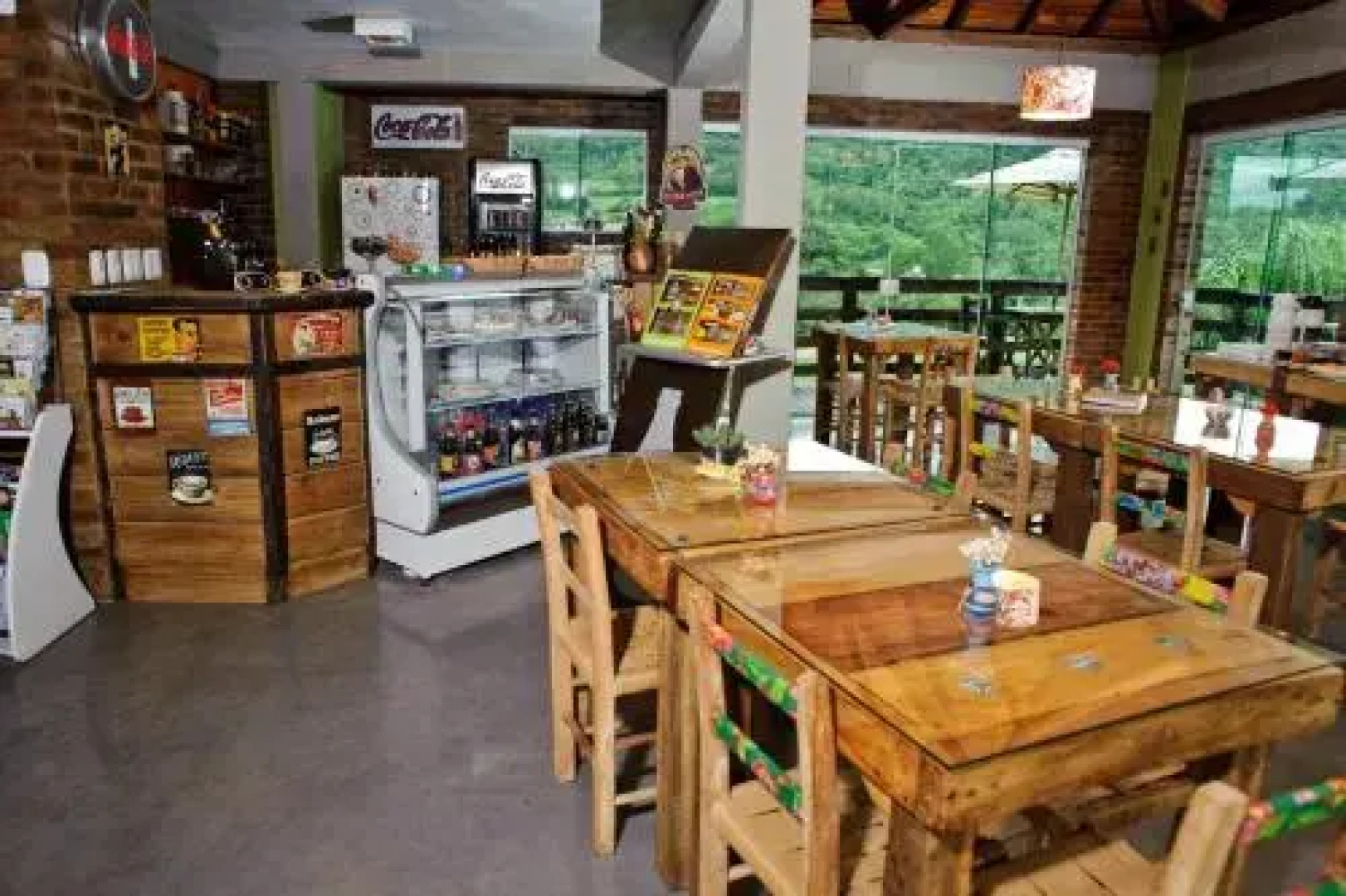 Bina's Haus Pousada, Cafeteria e Atelier