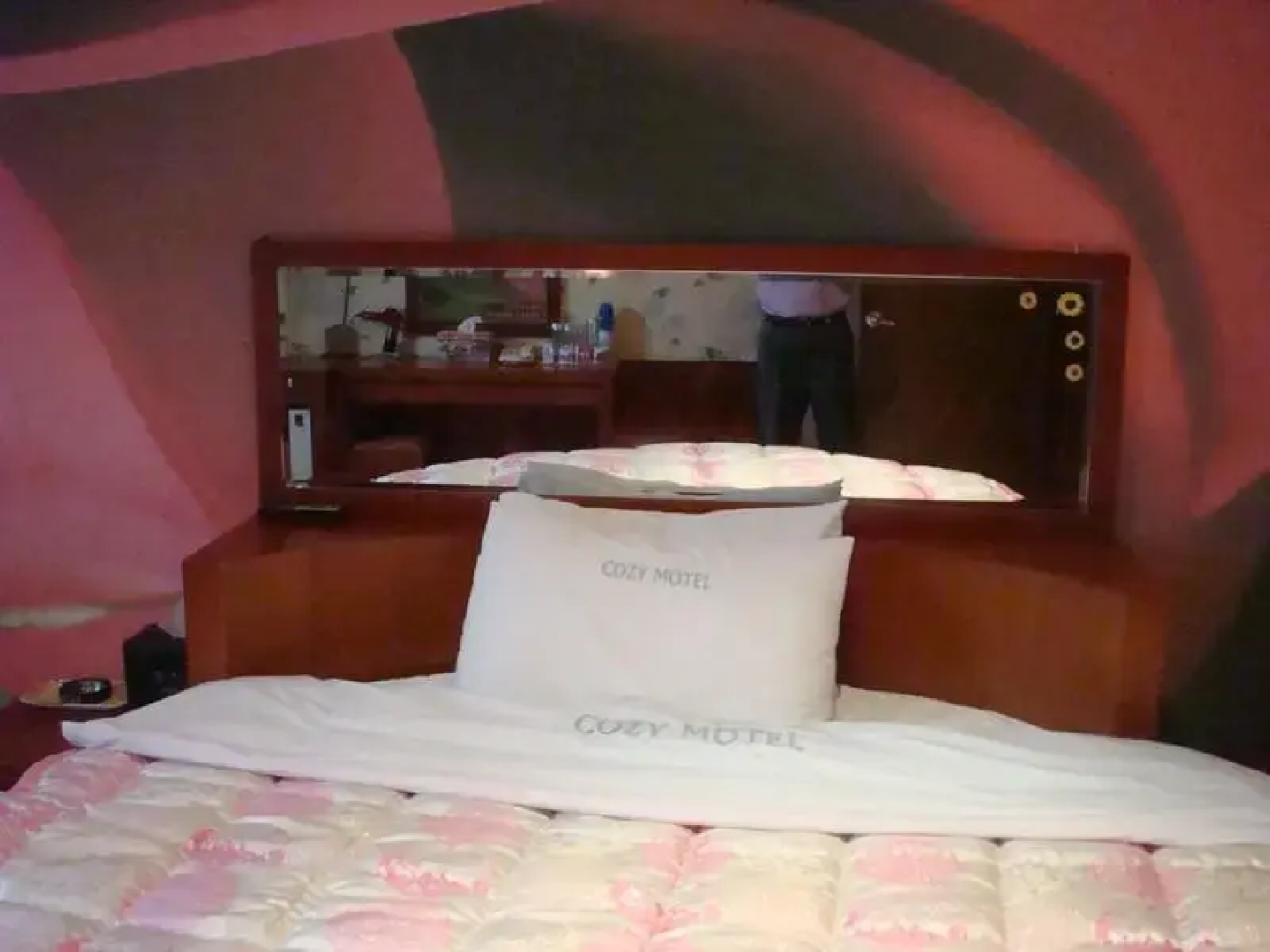 Cozy Hotel