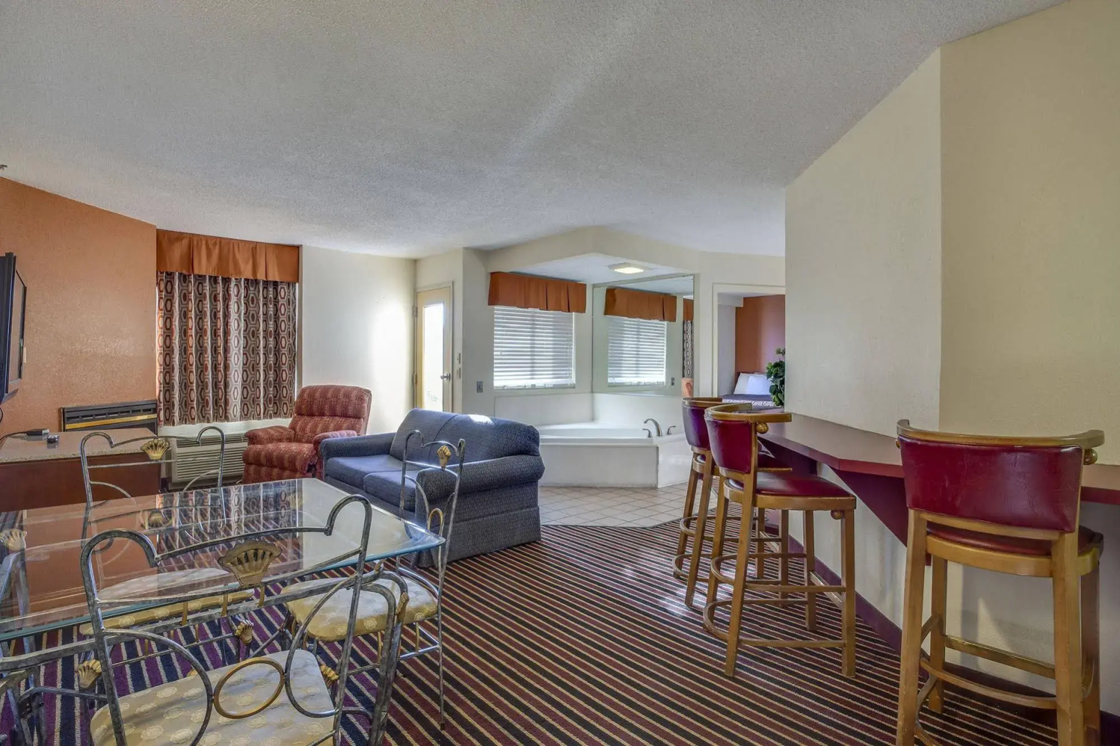 Mountain Vista Inn & Suites