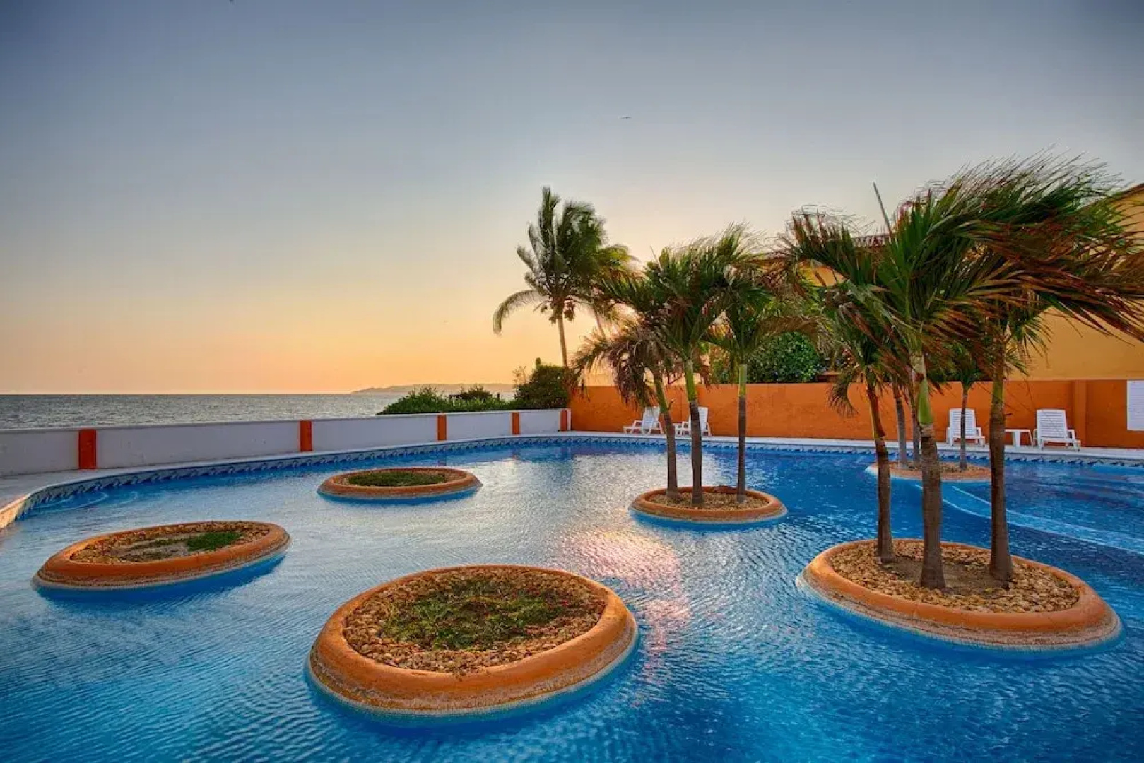 Casa de los Ninos Hotel Room #334413 3 Bedrooms 3 Bathrooms Hotel Room