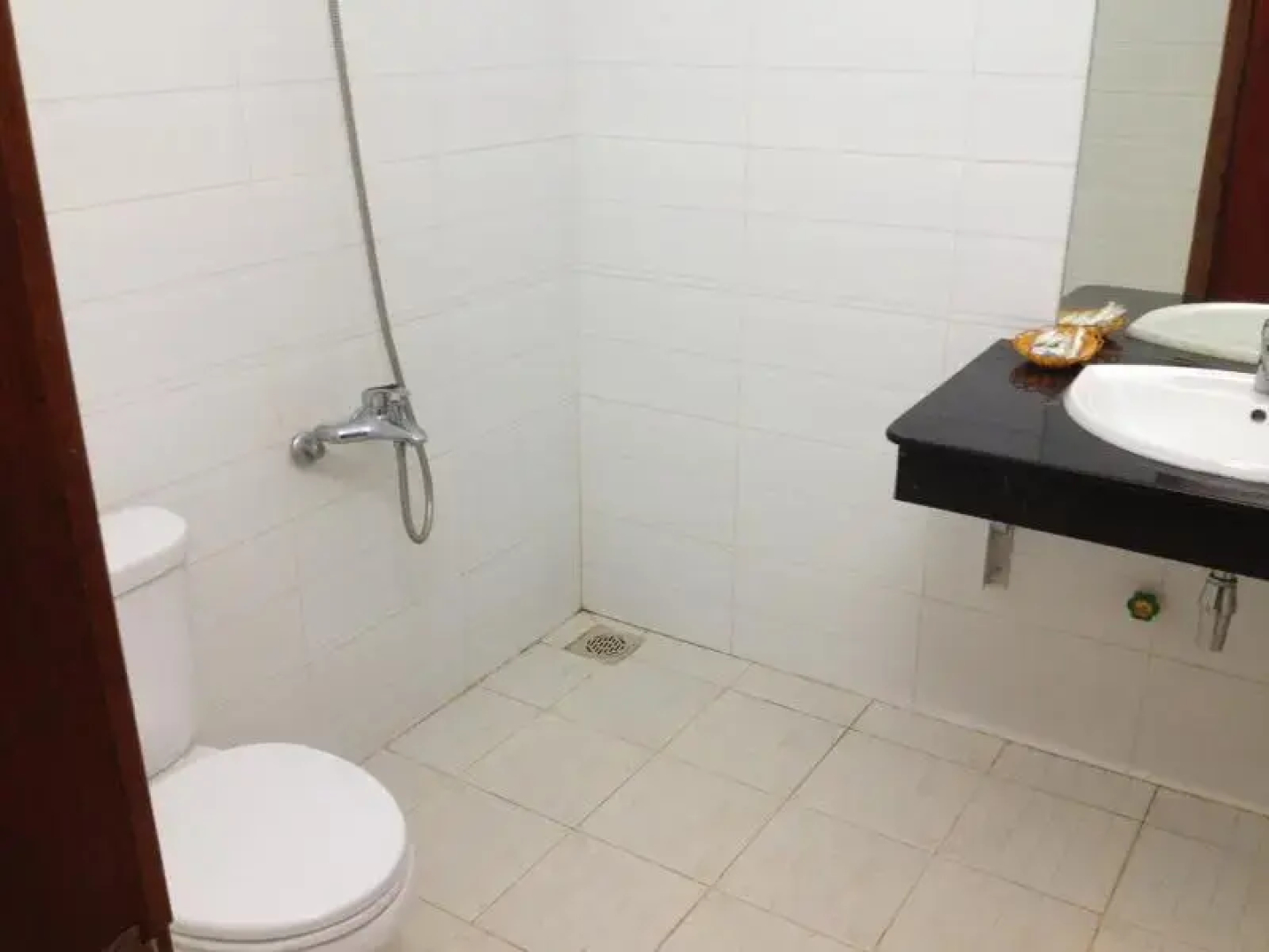 Ratanak Phnom Svay Hotel