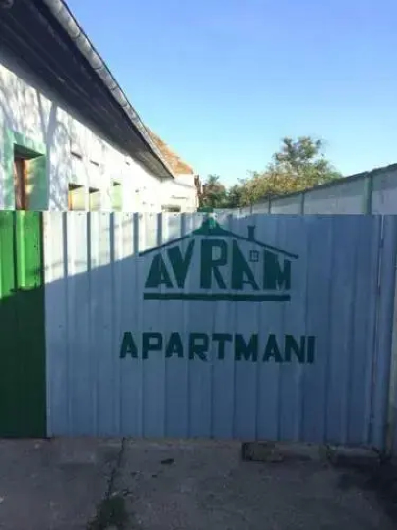 Apartments Avram