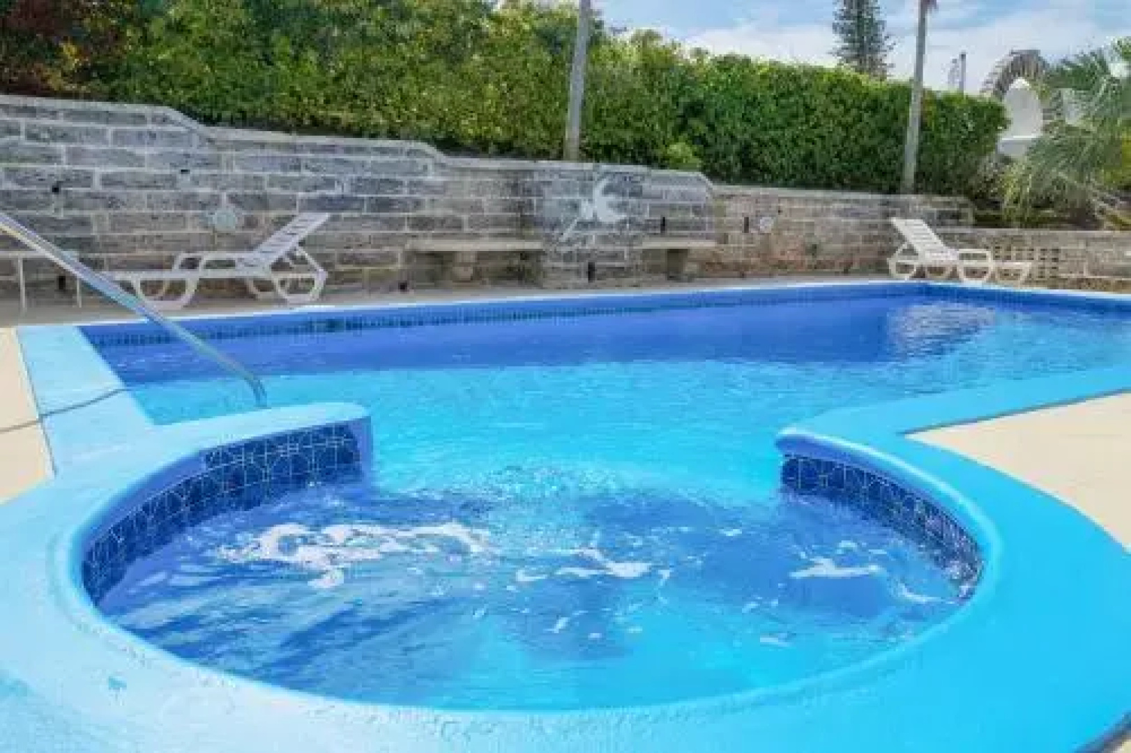 Sandpiper Apartments