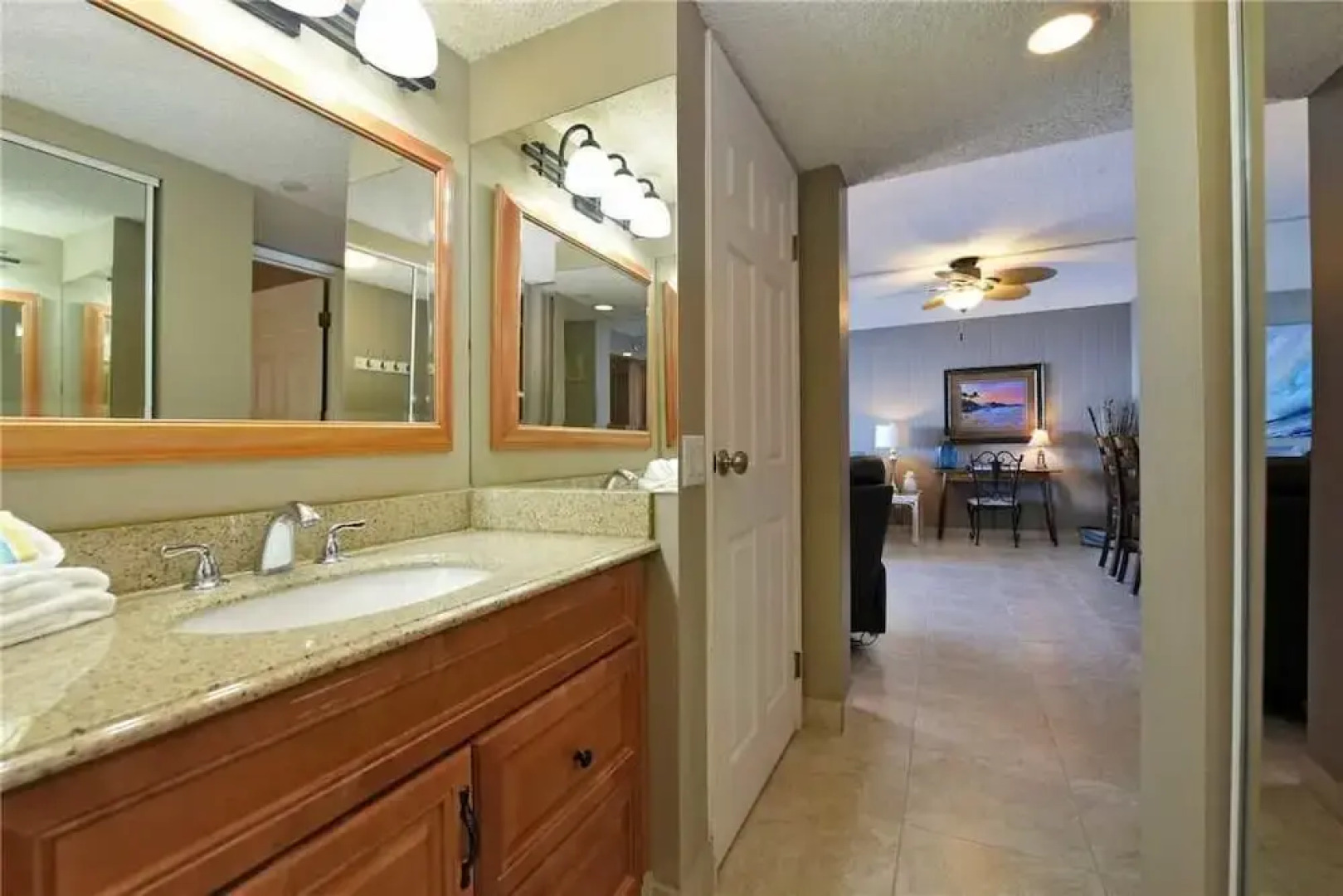 Valley Isle 509 by RedAwning