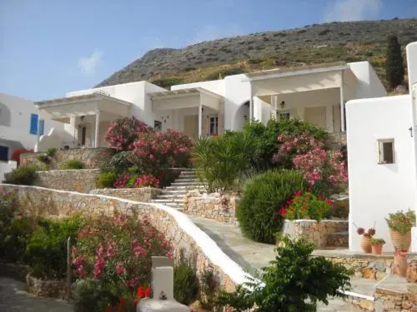 Agnanti studios - sikinos