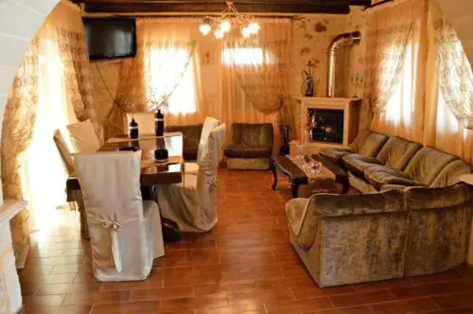 Villa Kyriakos & Villa Ierothea