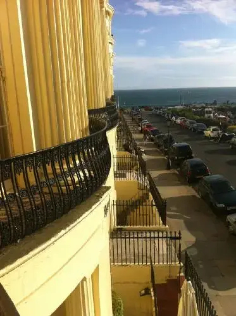 Brunswick Family Sea View Apartment