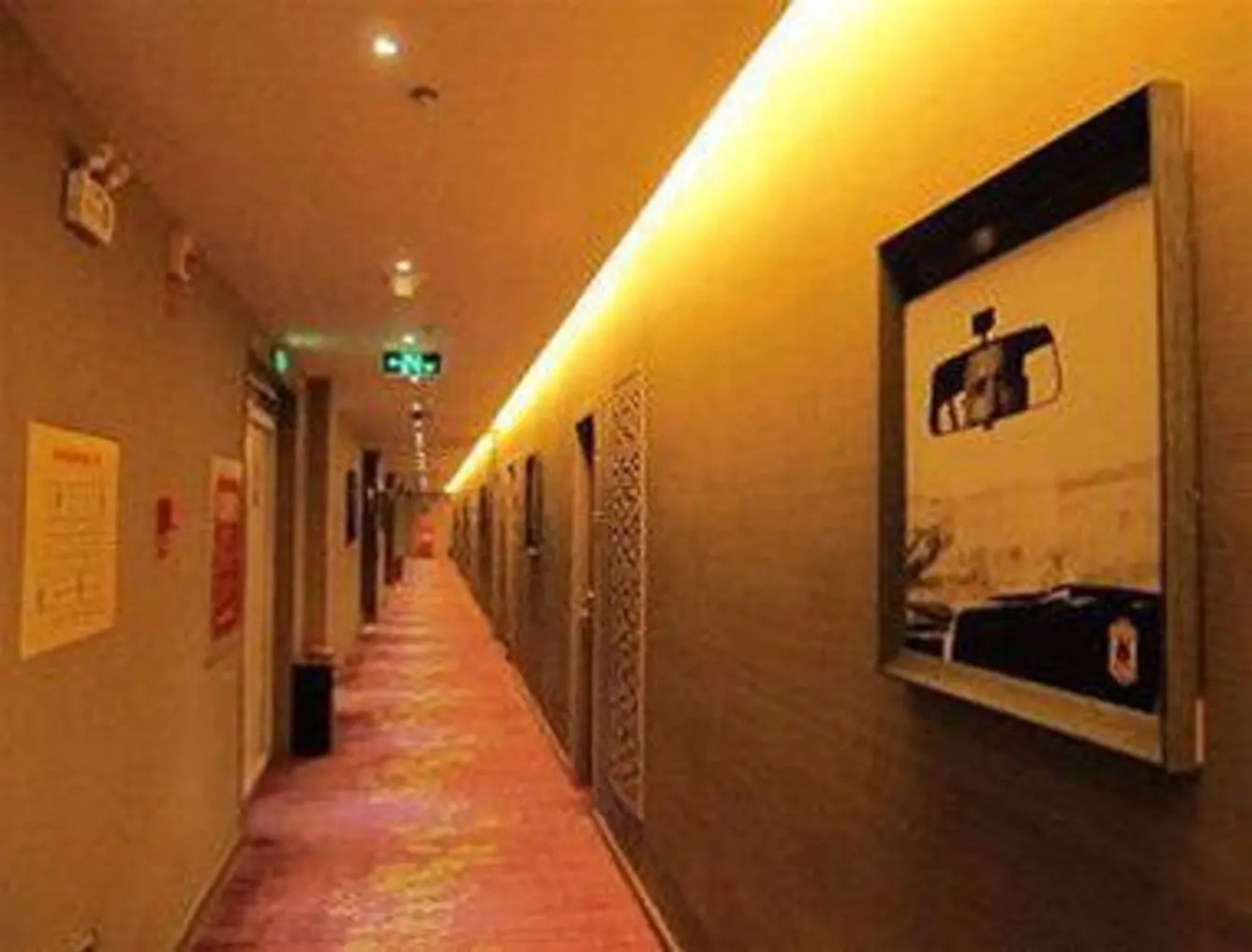 Super 8 Hotel Shihezi Shi Ji Guang Chang