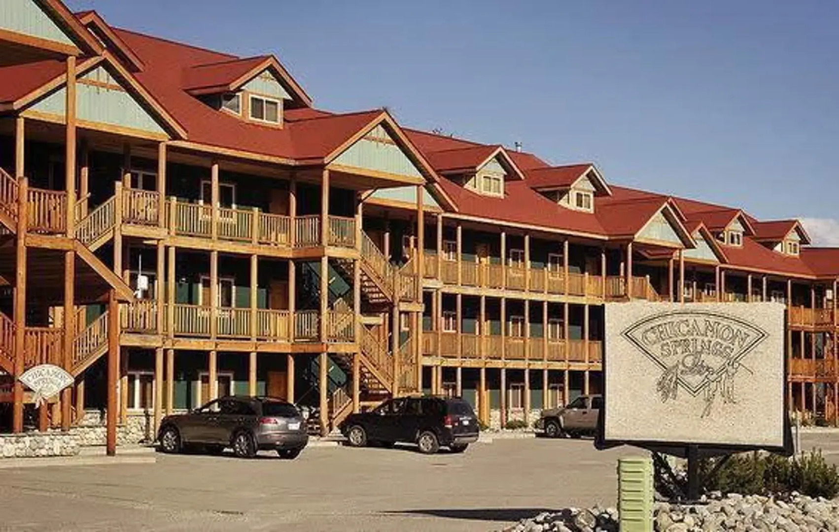 Chicamon Springs Lodge