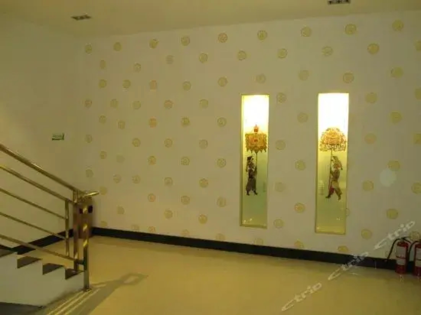 Xinhuazhou Hotel