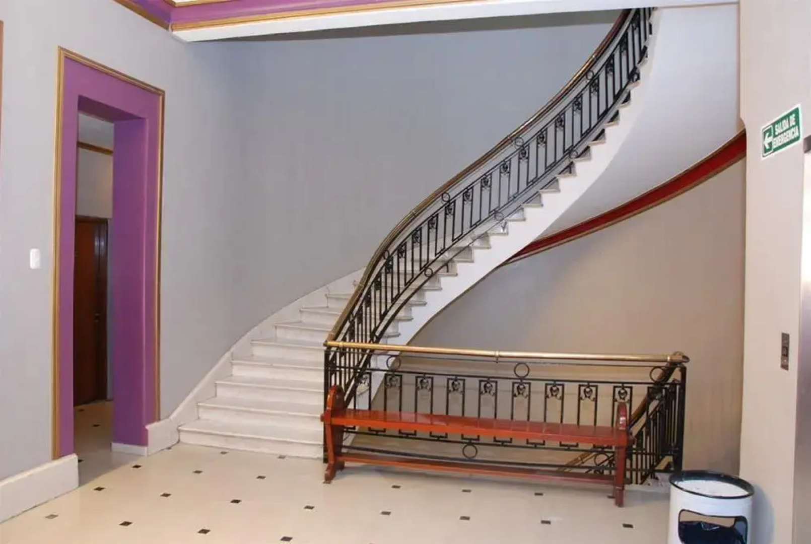 Hotel Savoy