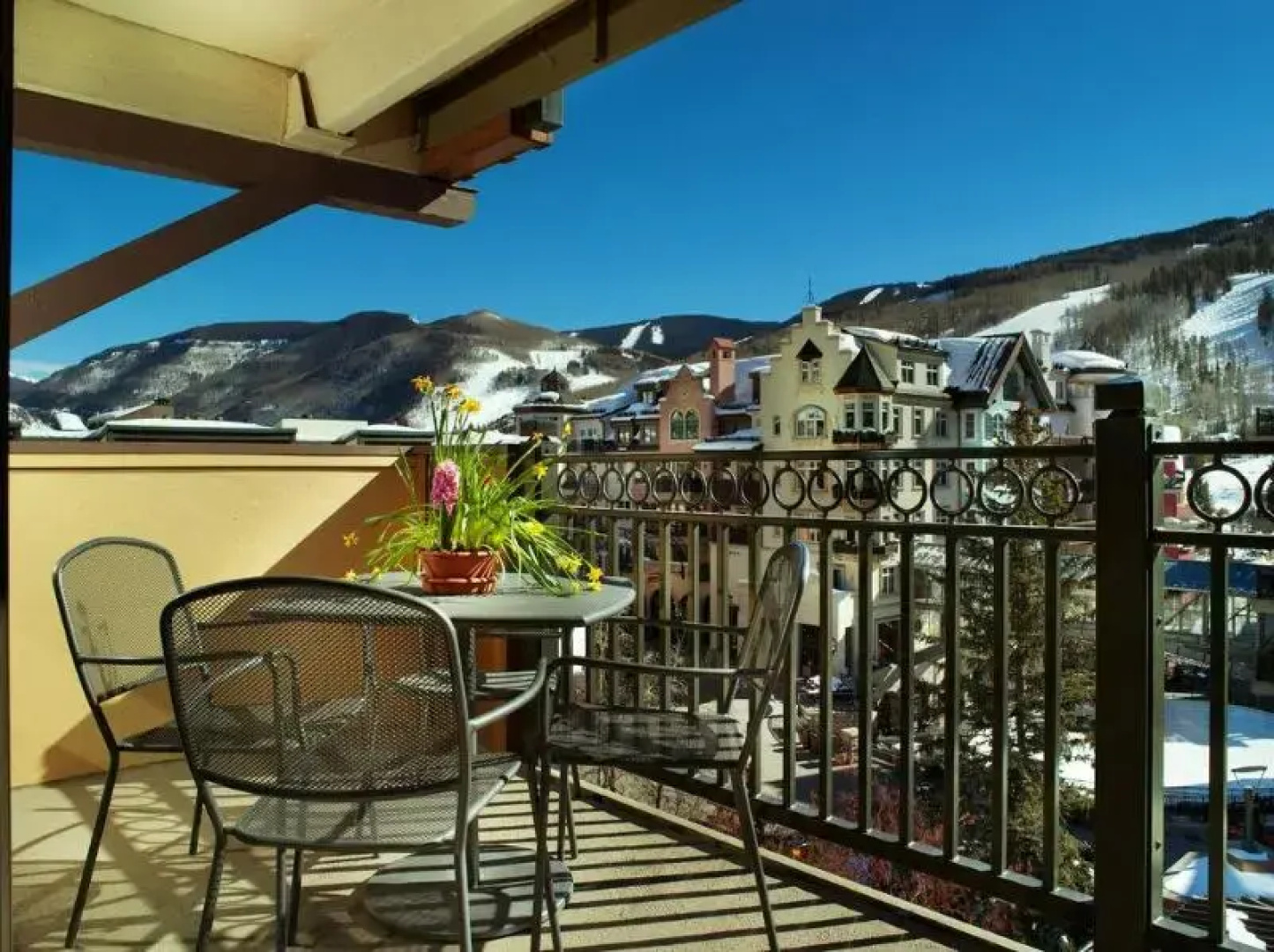 Destination Resorts Vail - The Landmark