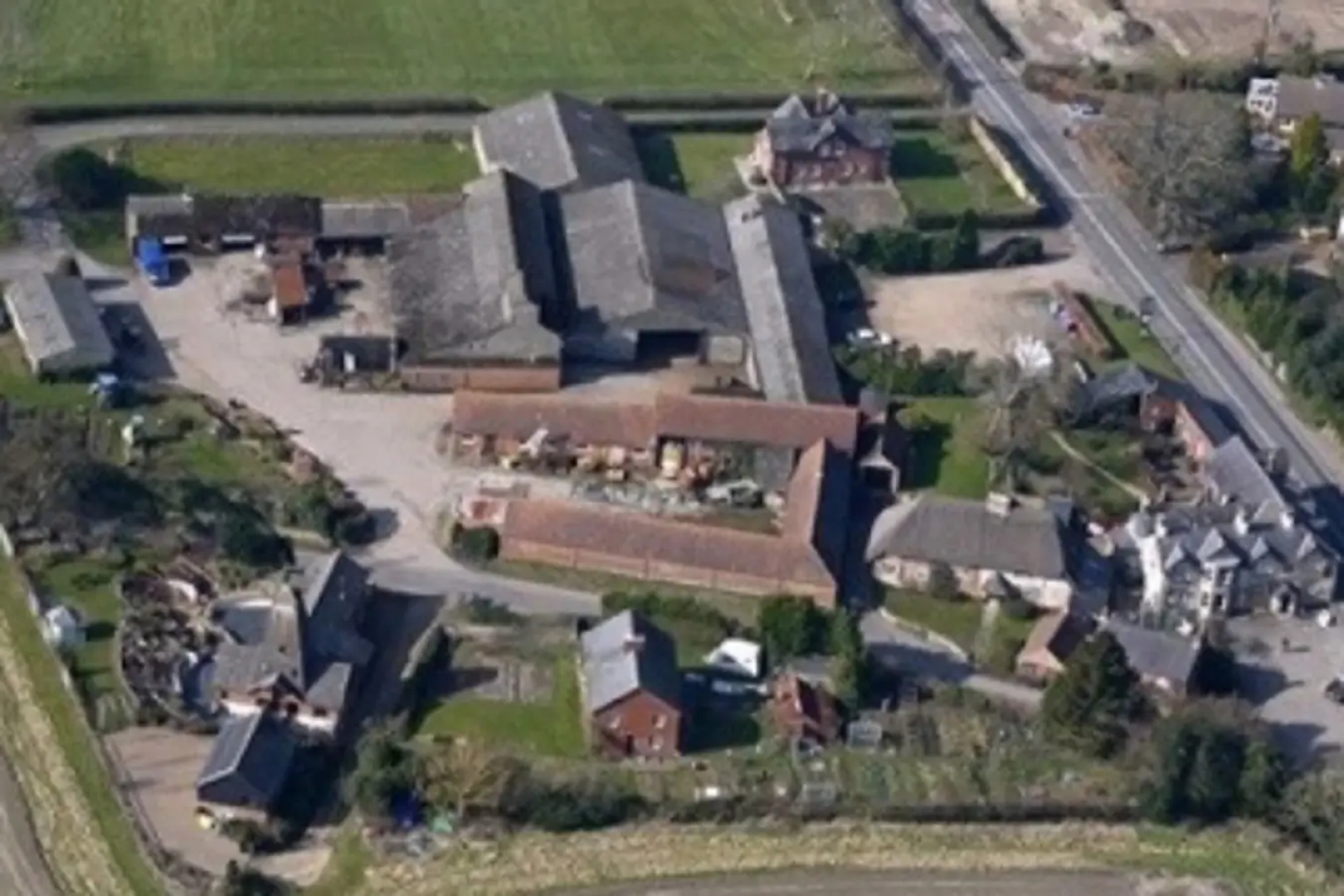 The Three Horseshoes