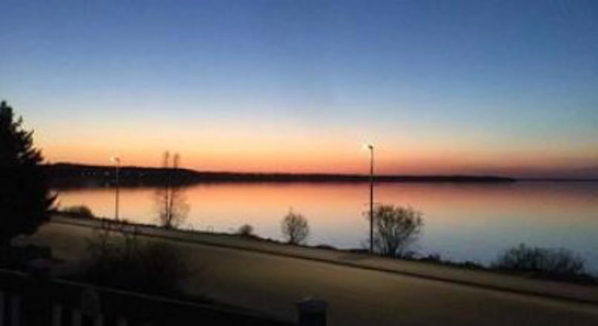 The Lakefront House
