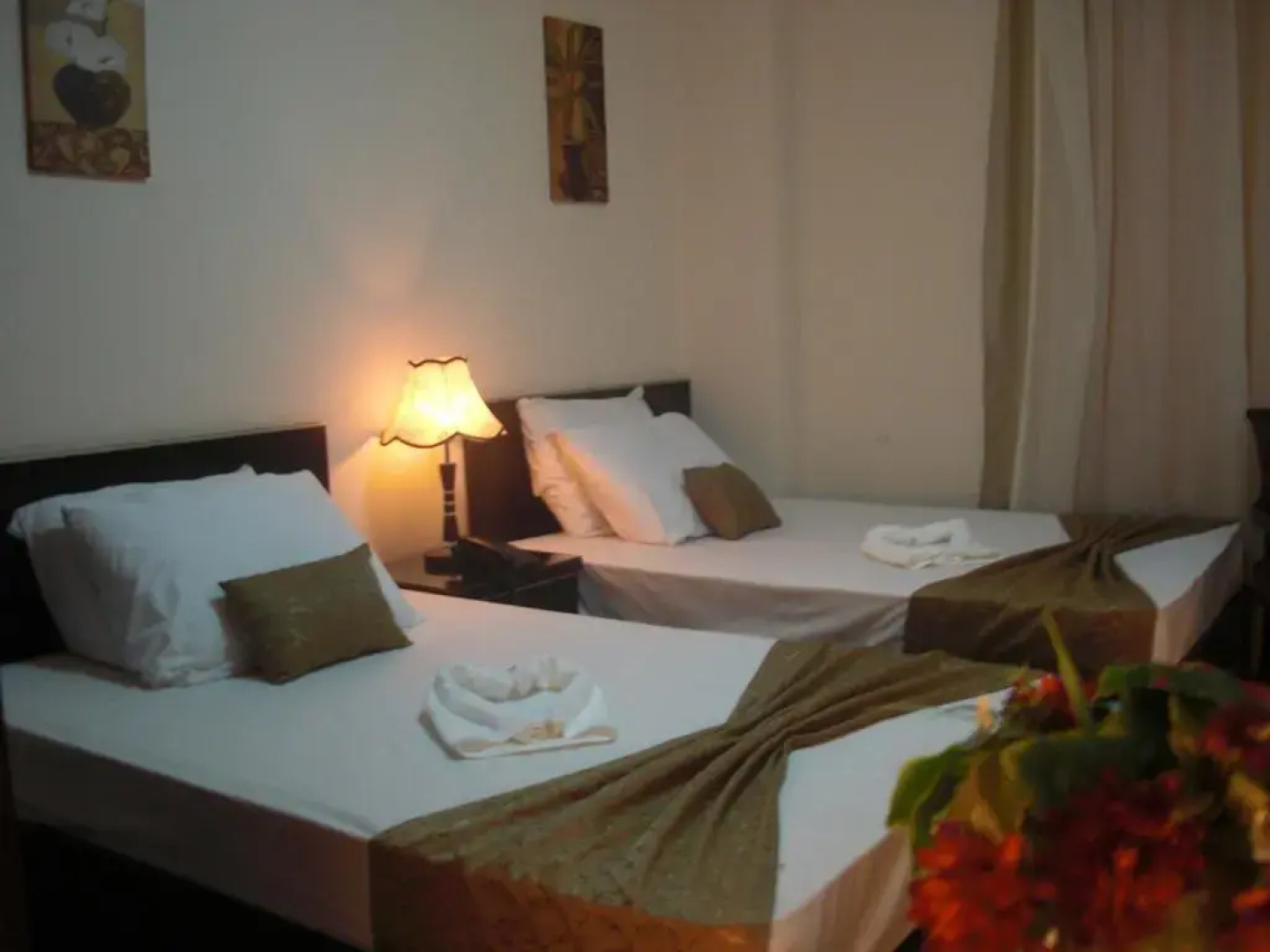 Cairo plaza Guest House