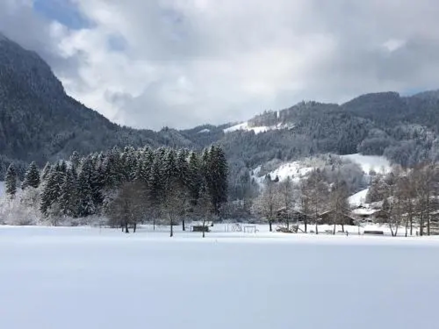 Geräumiges Domizil mit Bergblick