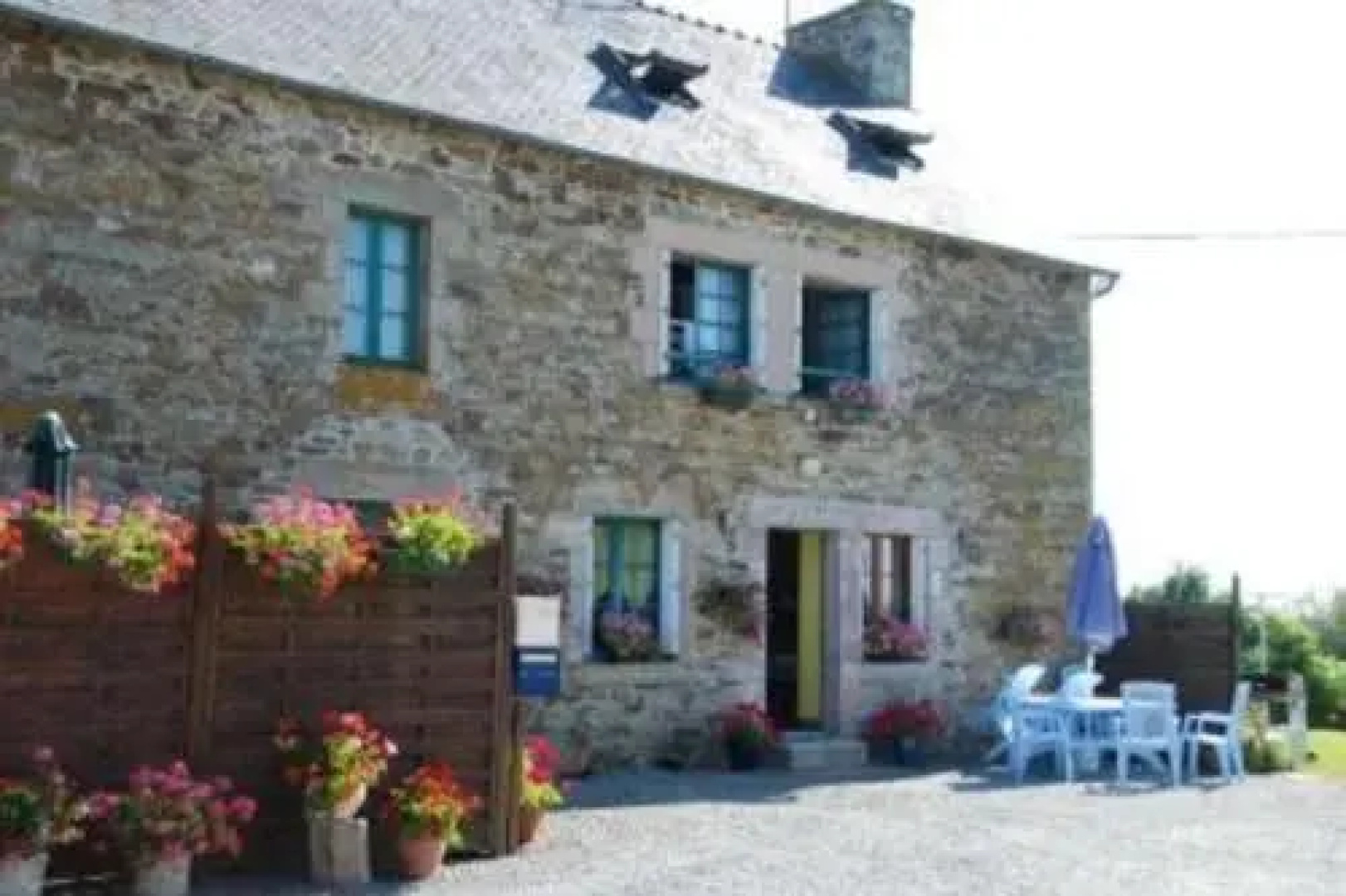 Holiday home Gites Manoir du Ranleon 3