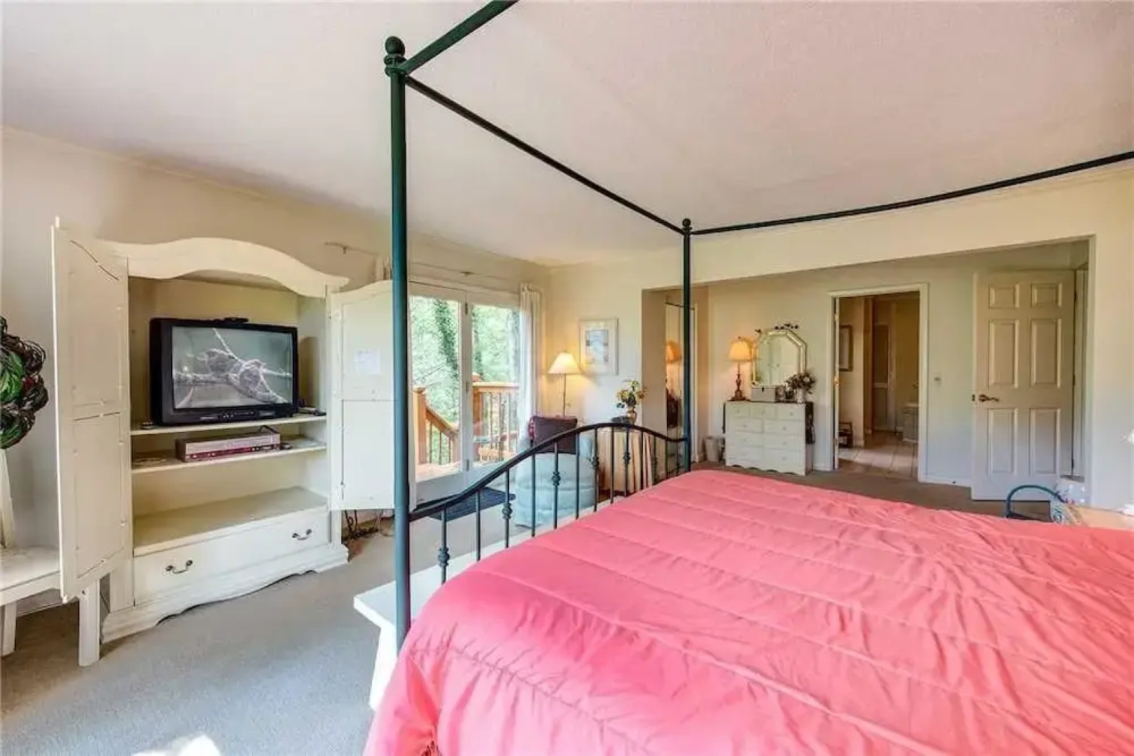 Shooting Star - Four Bedroom Cabin