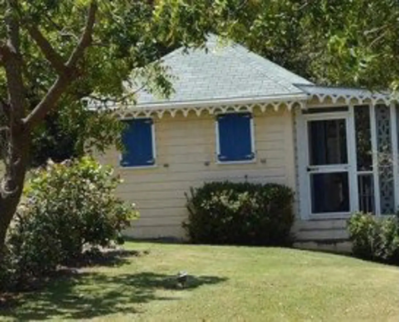 Dolphin House Villa