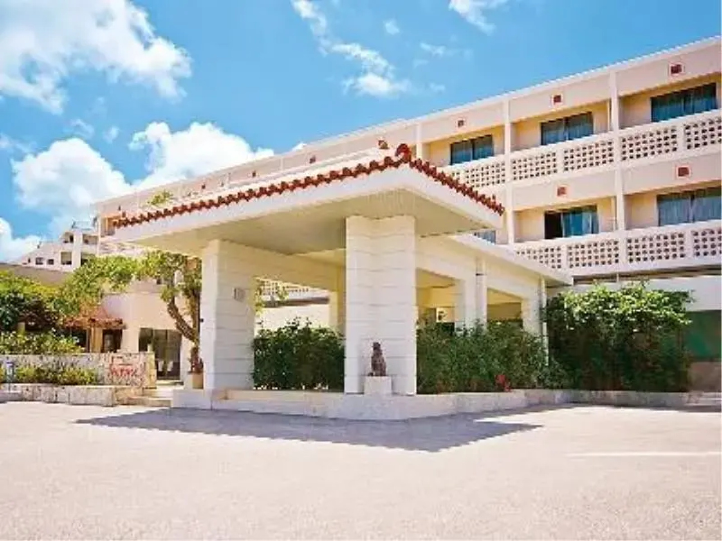 Culture Resort Festone