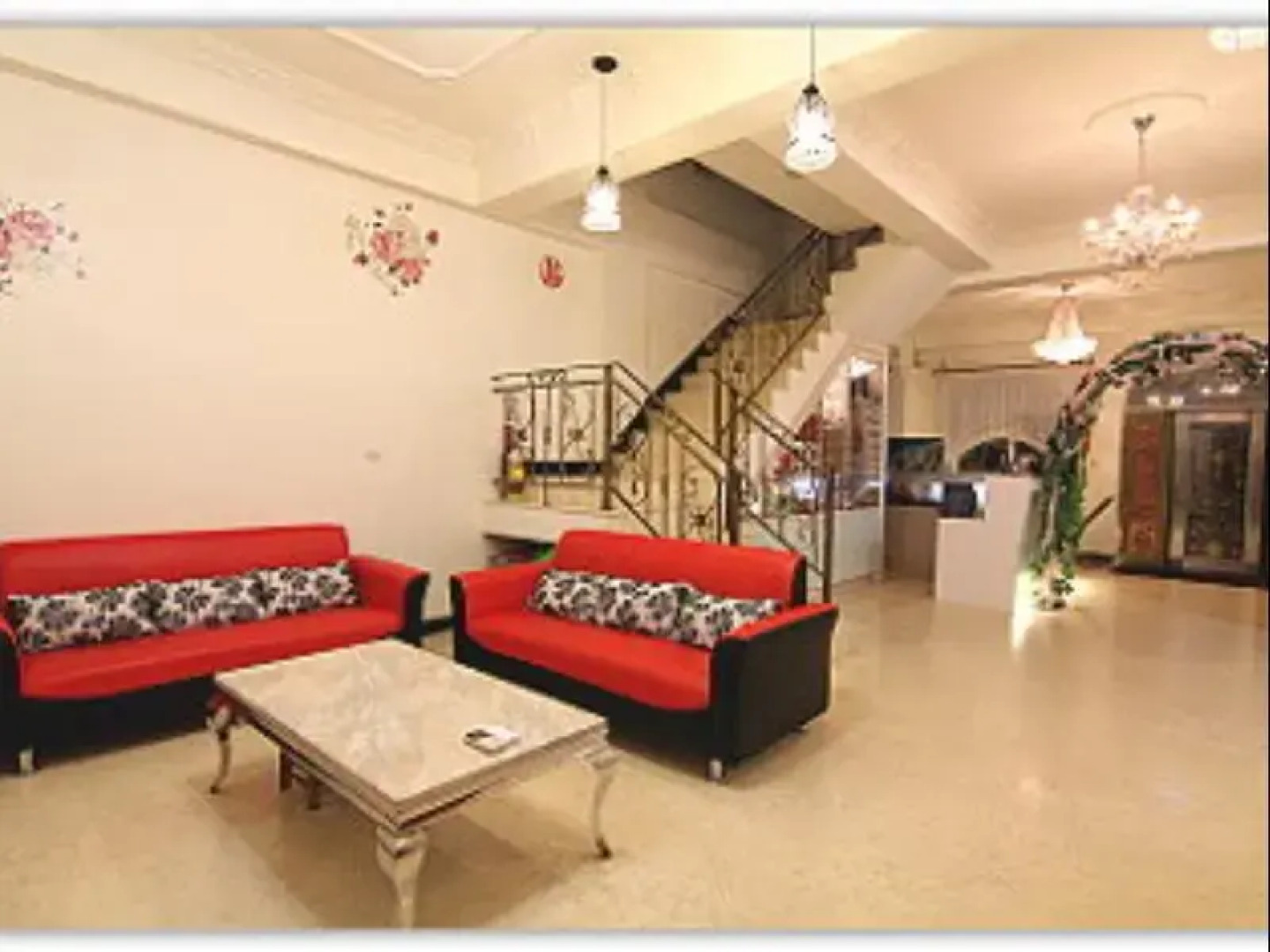 Majesty Fourseasons Inn