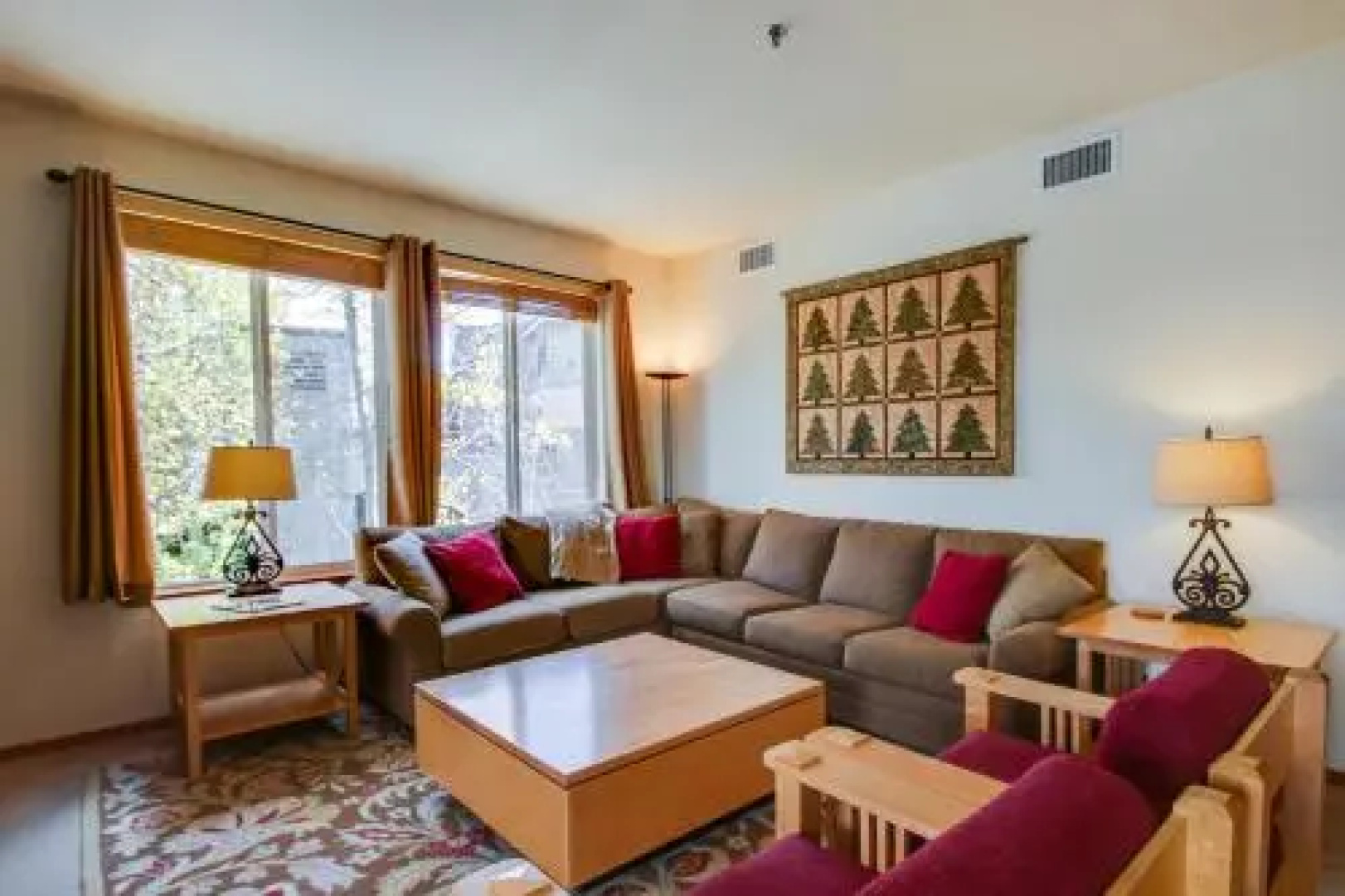 Ski-In Ski-Out Squaw Valley Lodge Slopeside Townhome