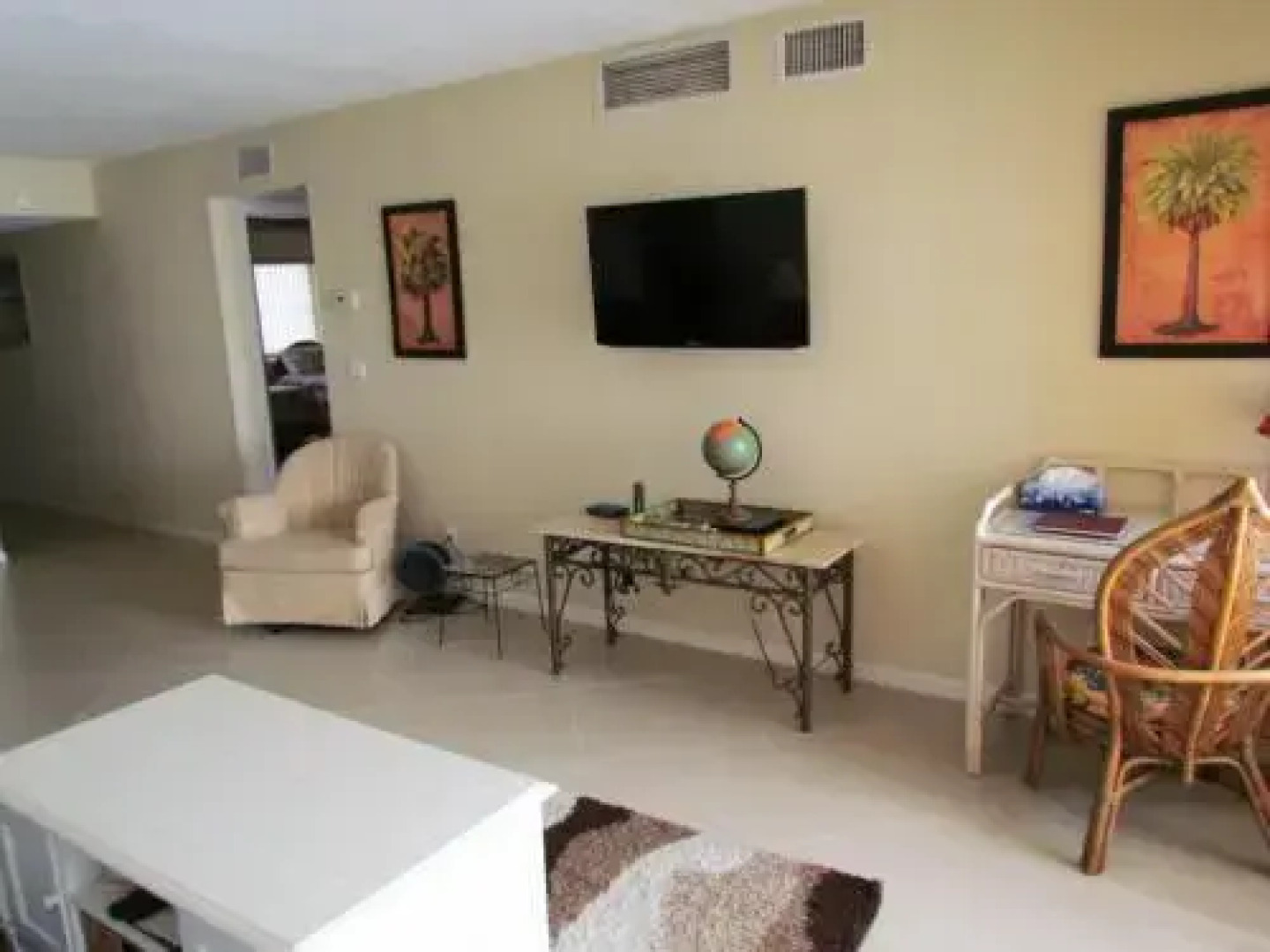 Ocean Village Beach Tree II 6412