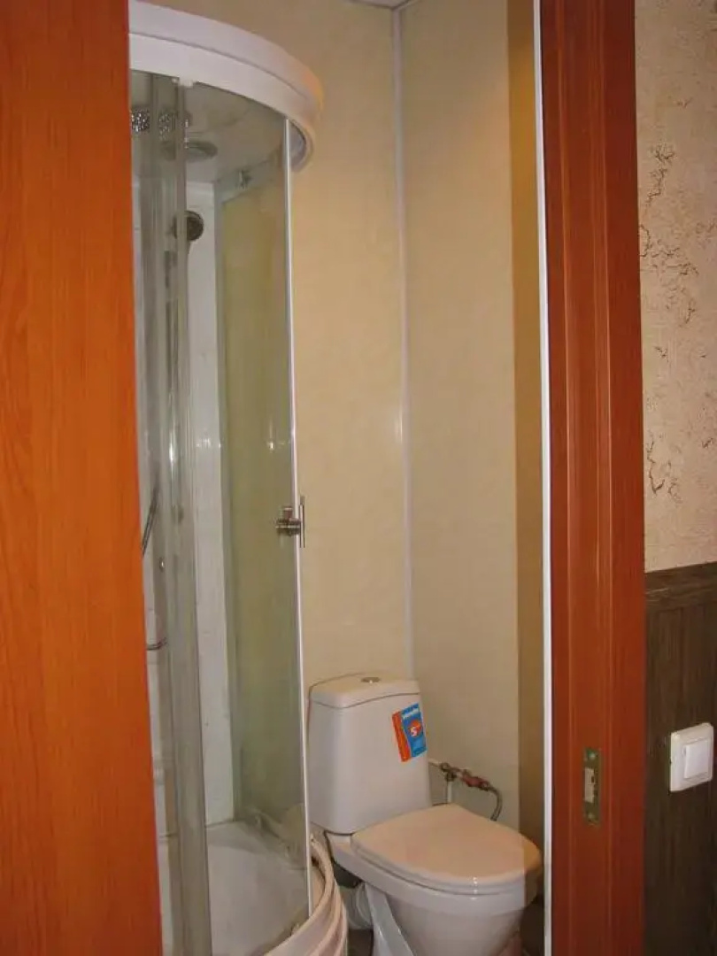 Рядом с Восстания