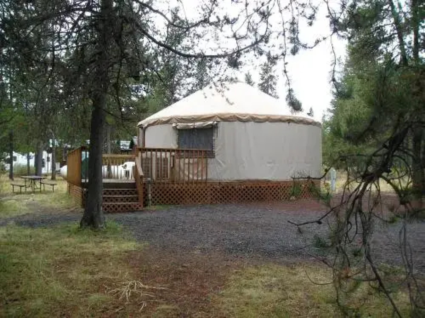 Bend-Sunriver Camping Resort 24 ft. Yurt 12