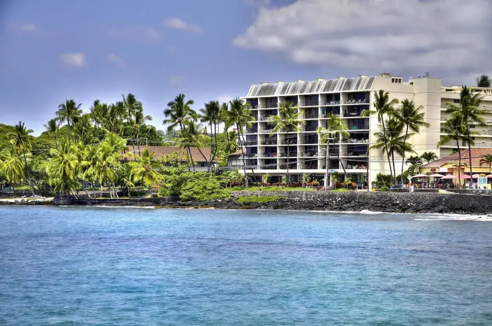 Kona Alii 304 by RedAwning