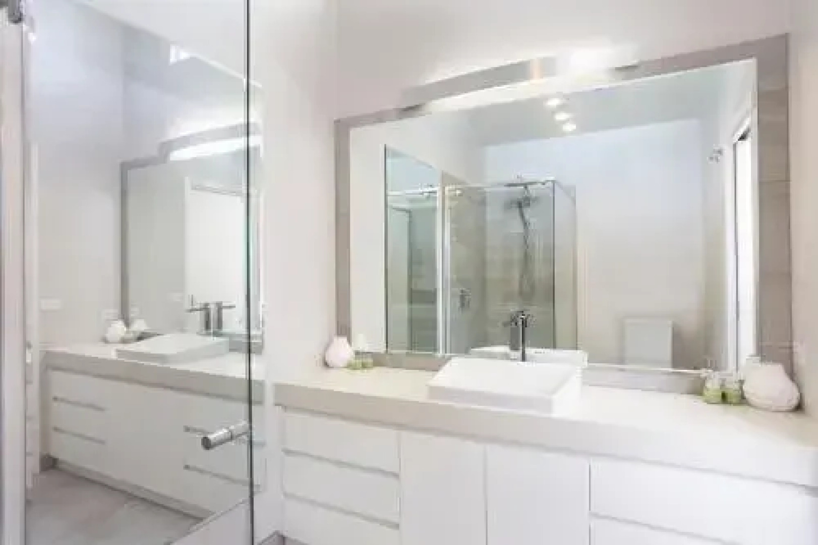 Arts on View CBD apartments