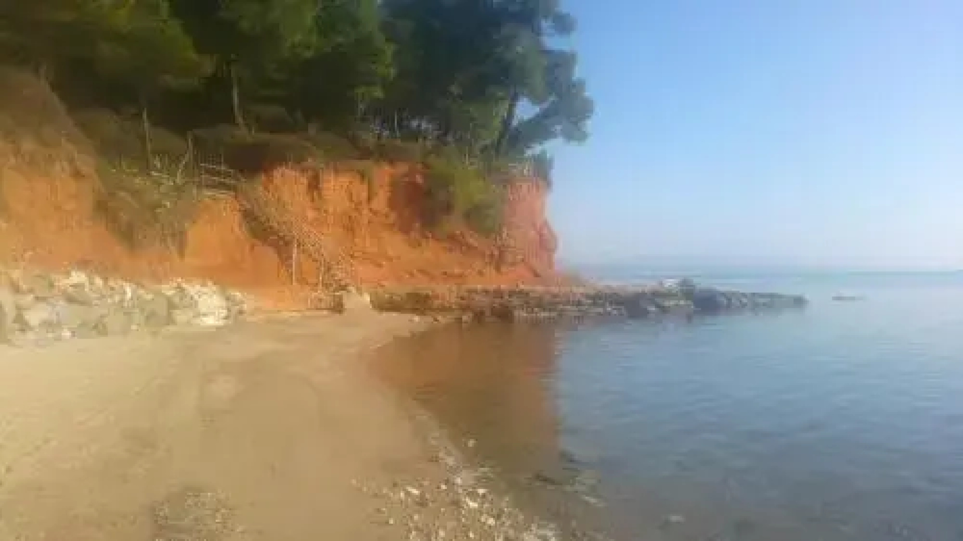 Sea And House